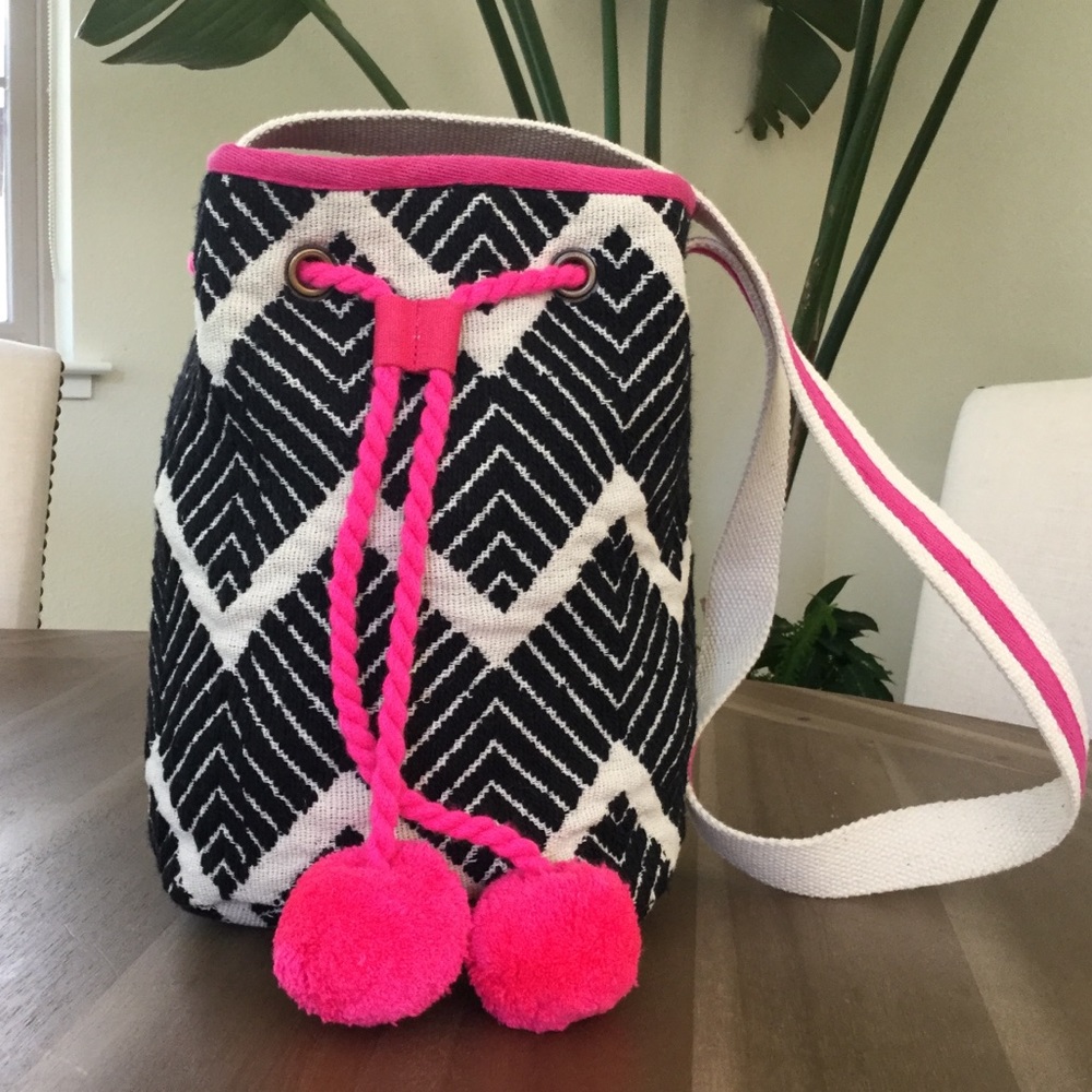 Trivial bag.